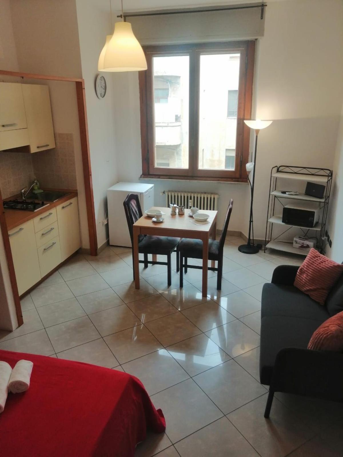 Apartment In Front Of The Train Station! Florencie Exteriér fotografie
