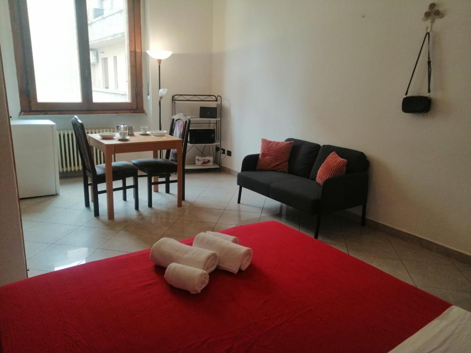 Apartment In Front Of The Train Station! Florencie Exteriér fotografie